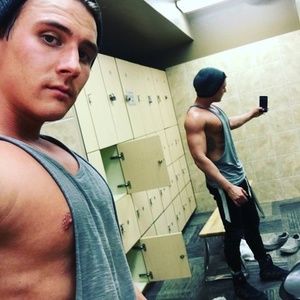 Meet your Posher, Brad